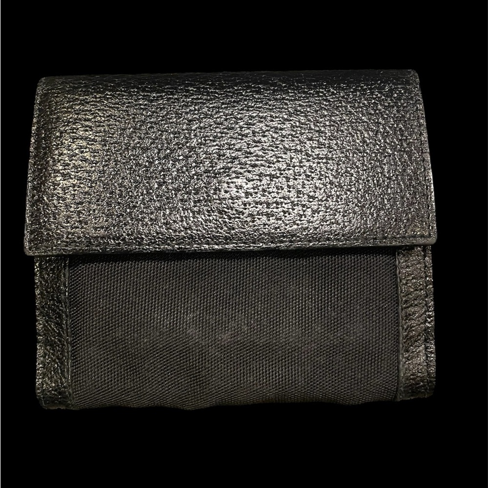 Gucci Compact Wallet - Picture 2 of 9